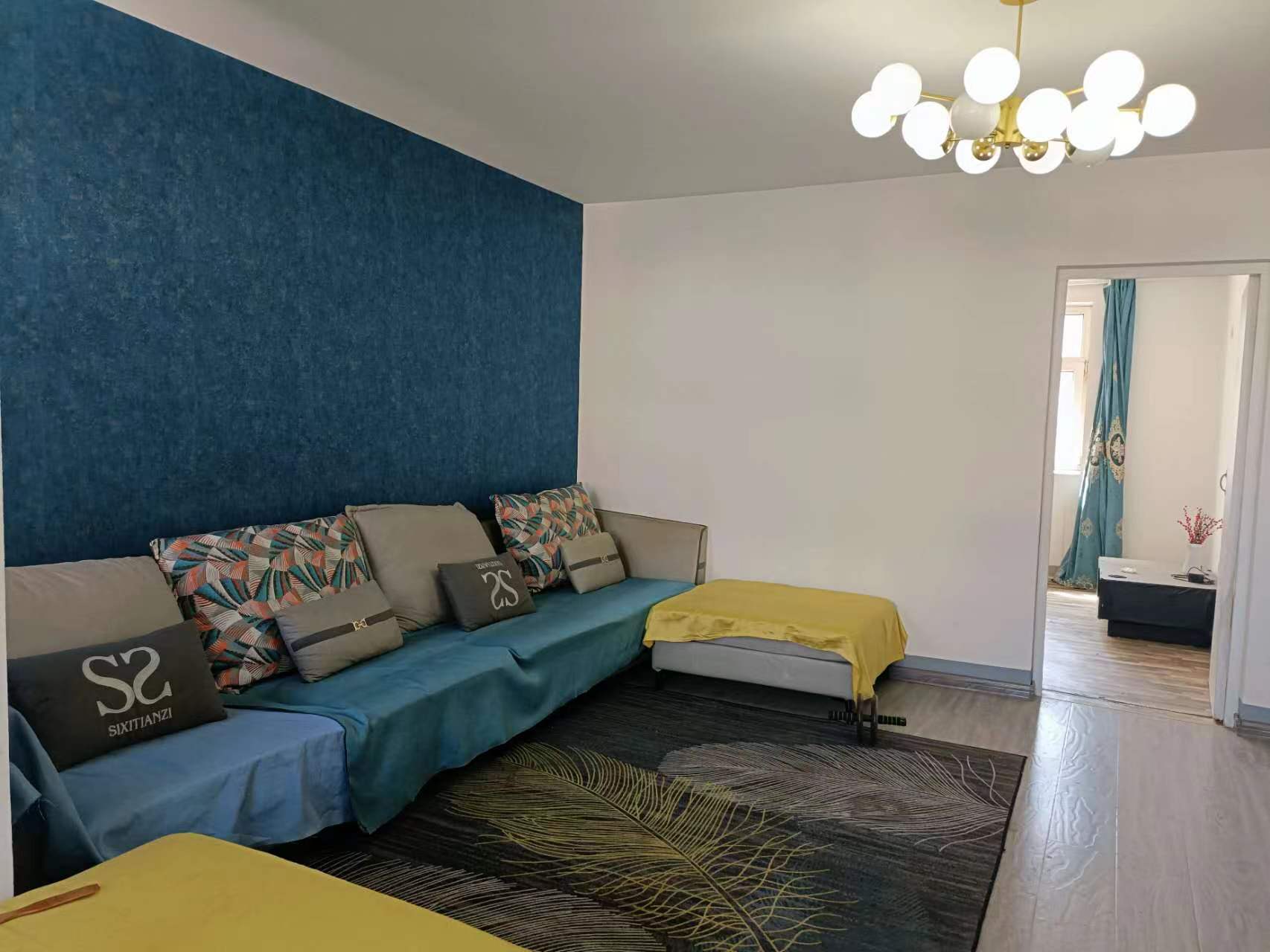 ������������С��������װ���׸�10�������ס�жԿ�Сѧ��ѧ