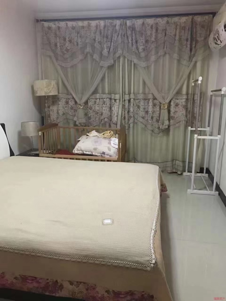 �Ƕ���©��