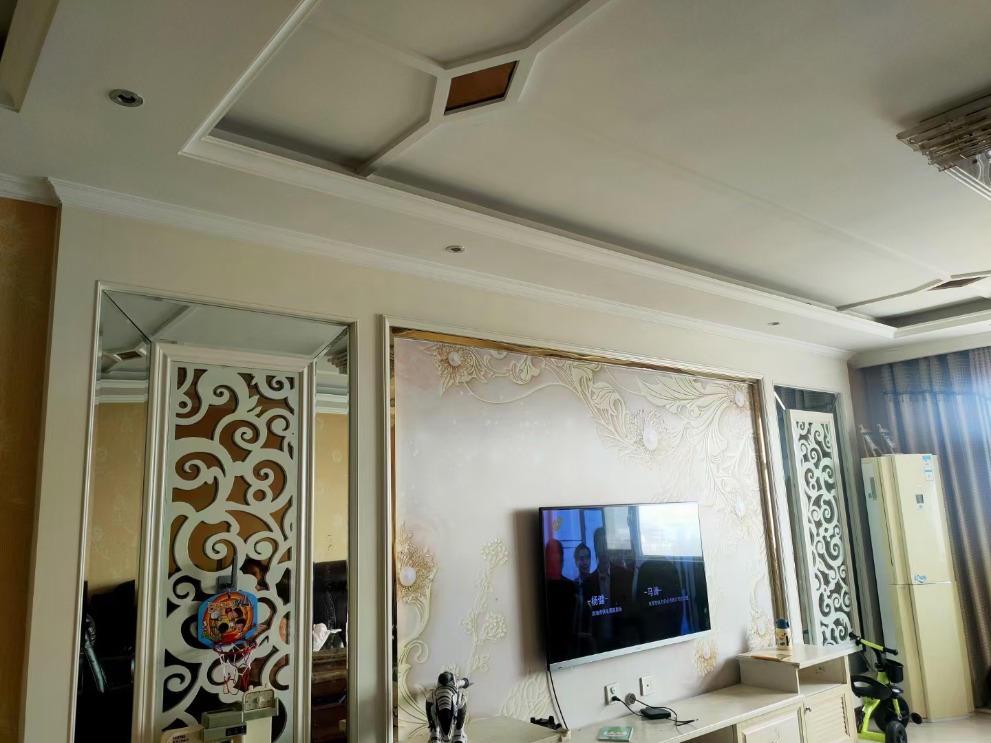 �����񾰼�Է��98ƽ76�������������м�¥��ɹ�ã��Կ��Ϲ�Сѧ����װ�����⣬��Կ��🔑 ��ʱ����