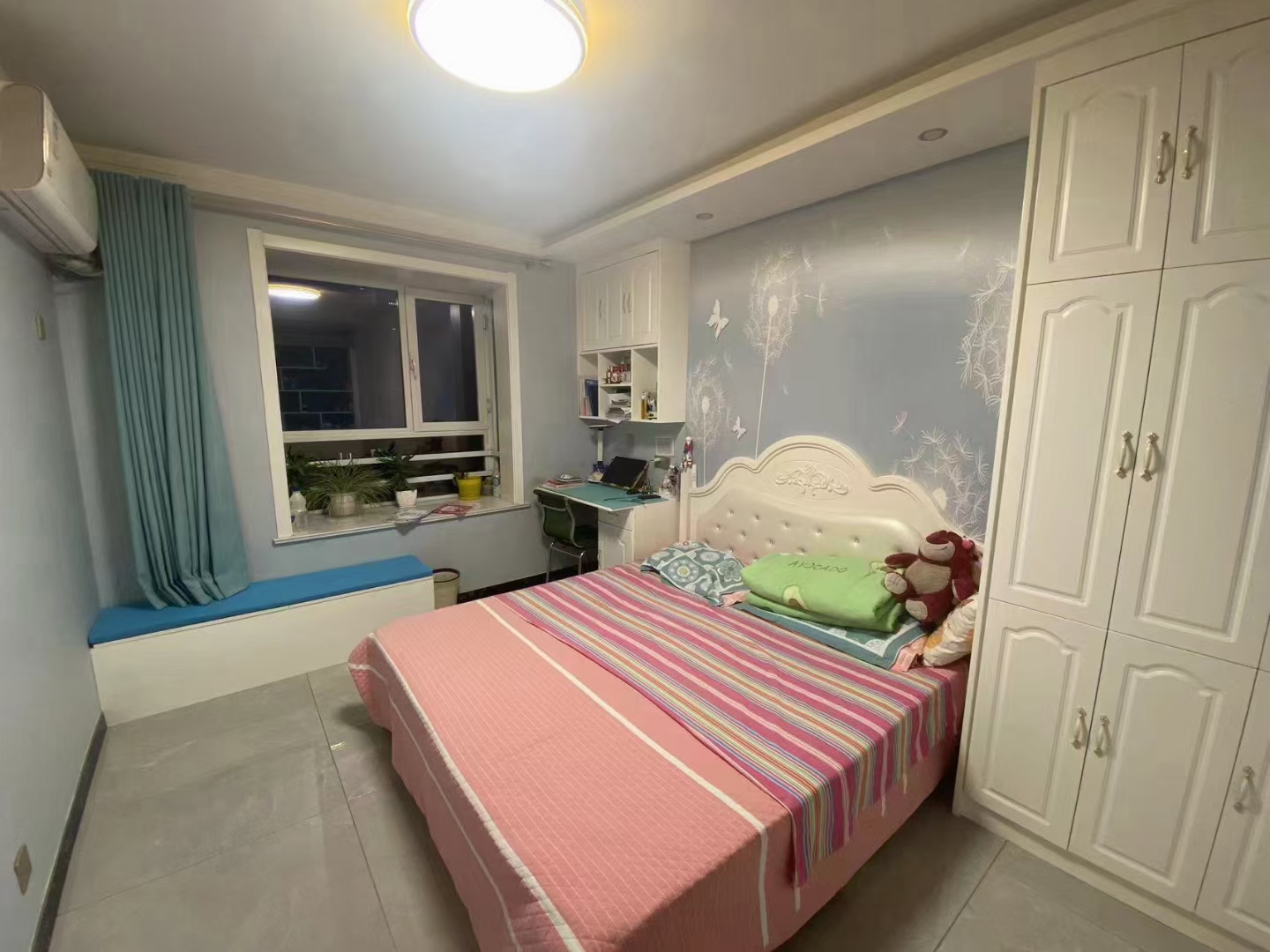 ���ۡ�ͬ����԰���ݷ�123ƽ���м��¥�㣬��װ�����������������������ң������ס����֤�ɴ���115��