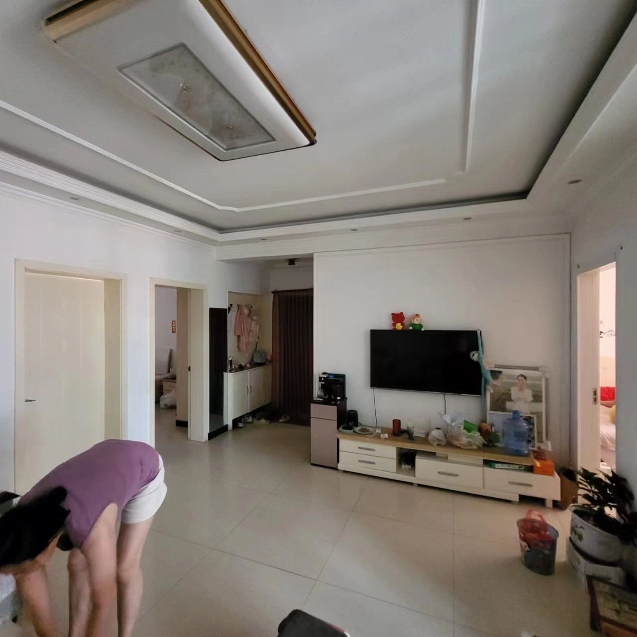 �䰲�����Ӷ���С�ӹ��ٽֺ��浥Ԫ¥����