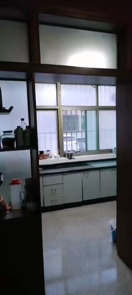 ����㳡������Ԫ¥