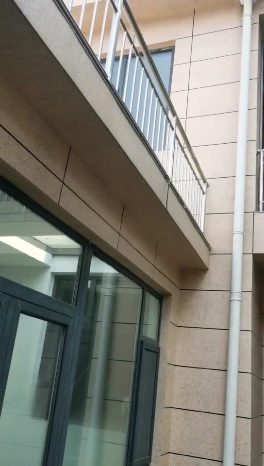 �䰲����·�϶���С¥