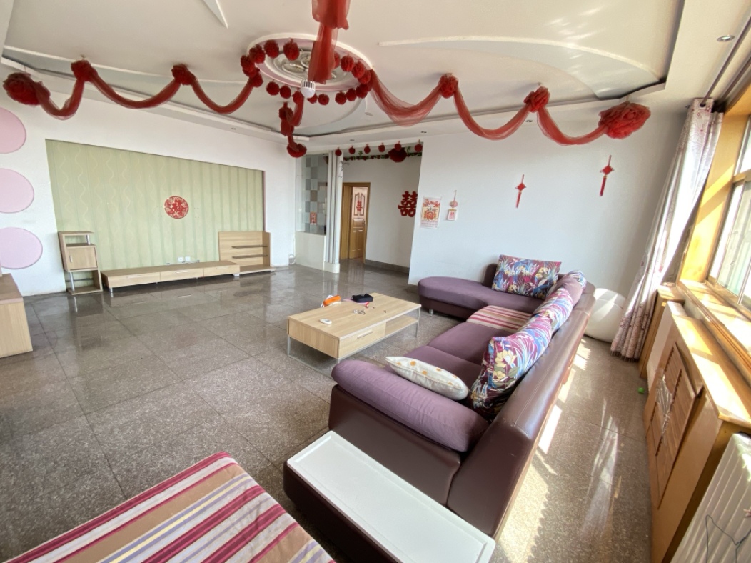 ����С�����ݳ���