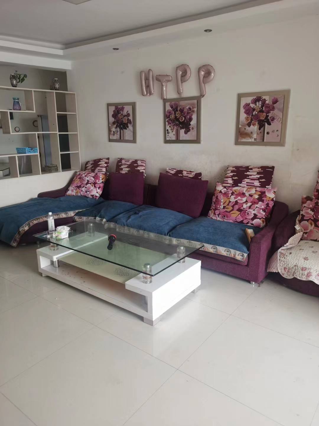 ���⣺��ӢС������һ��һ��һ�� 114ƽ �м�¥�� 