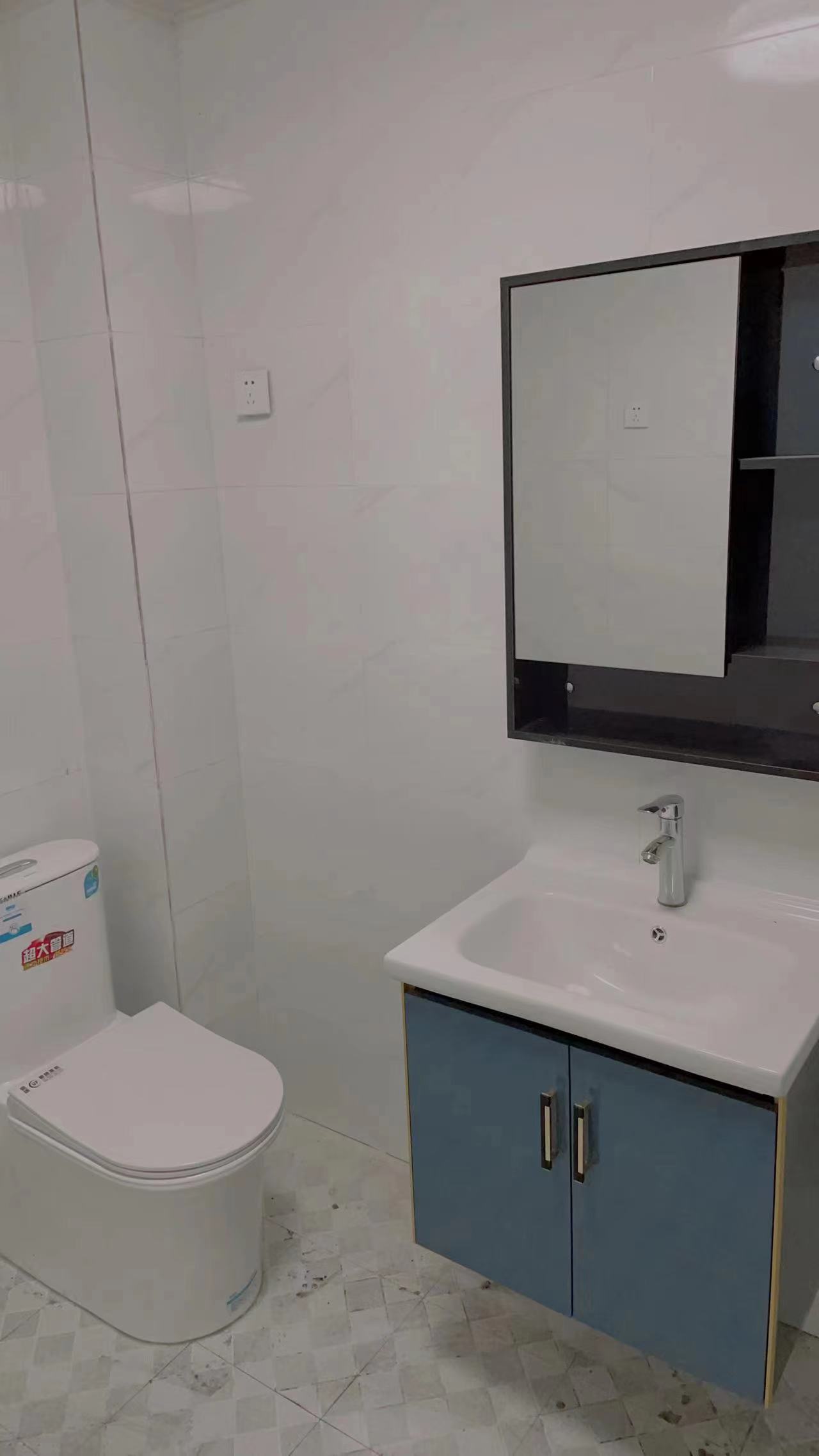 ����λ�������´�߲�һ�ף������ݣ���������������129ƽ