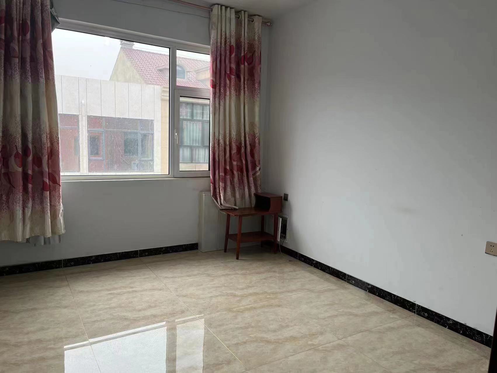 ���⺪�ϼ�ԷС������һ��һ��һ��ѧ����