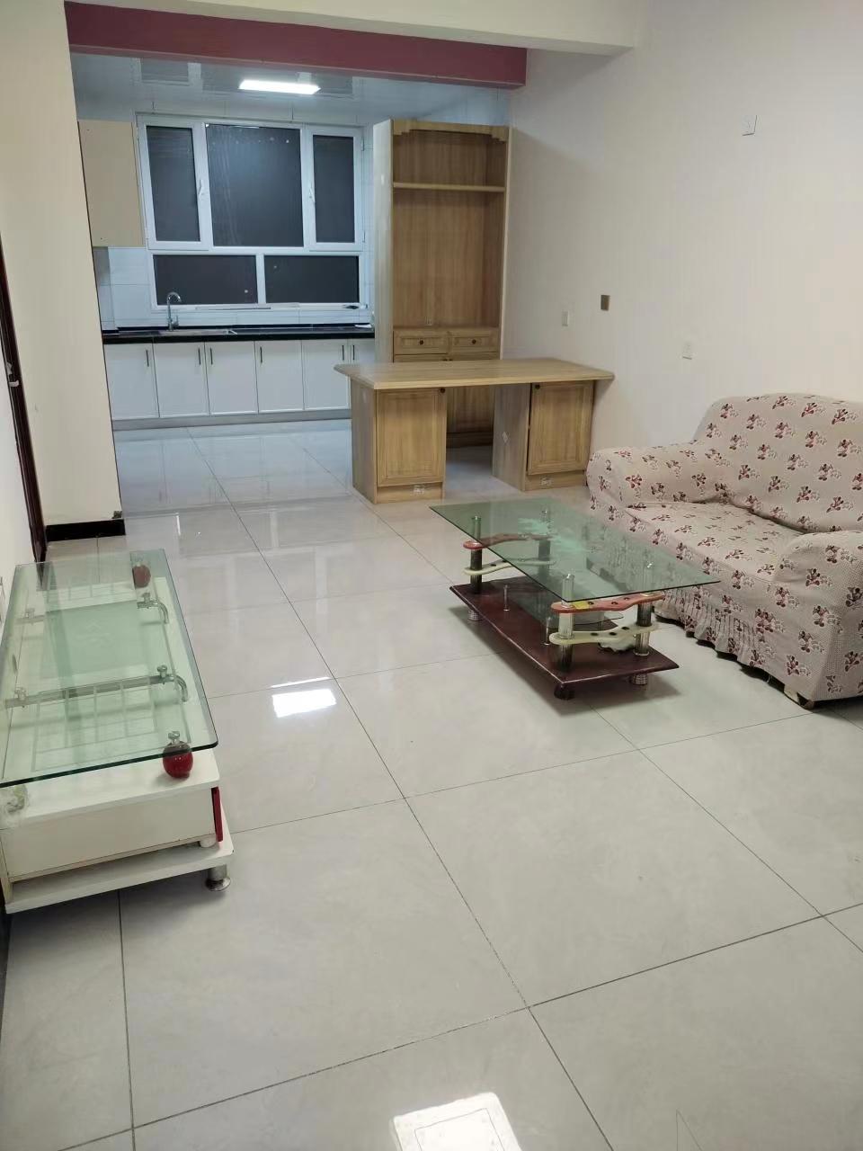 ʵ��Сѧ����