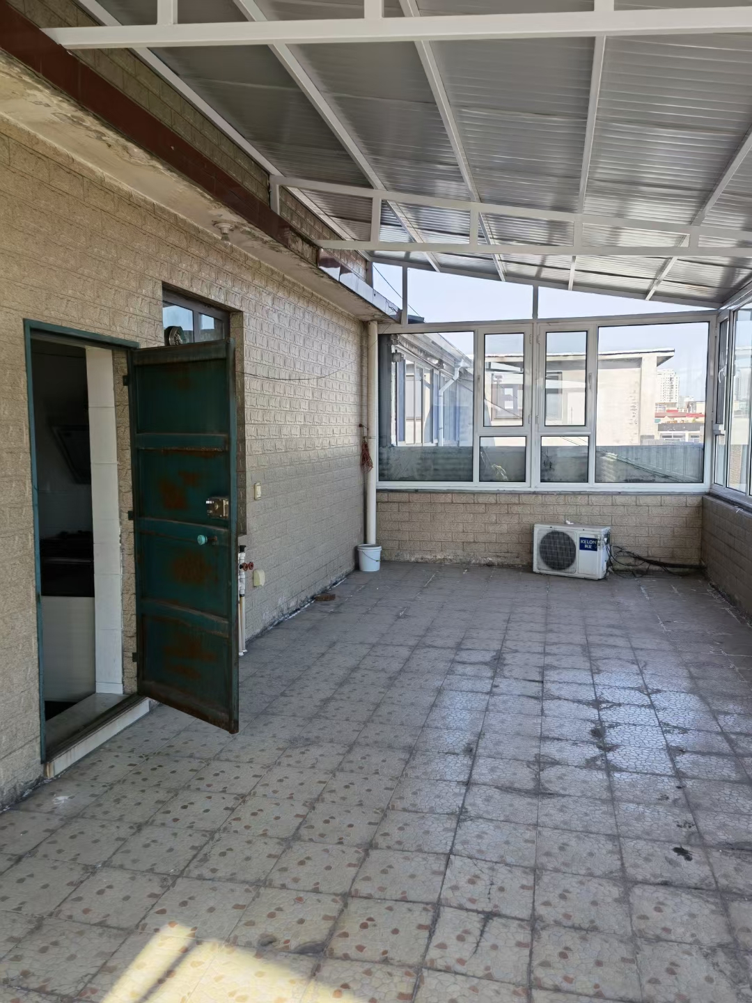 ���⣬�����һ��һ��һ��һ��4�����Ժ����̨�������ס