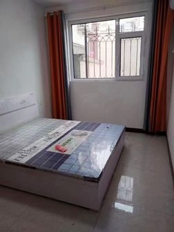 �׺�Сѧ���� ���ݳ��� 