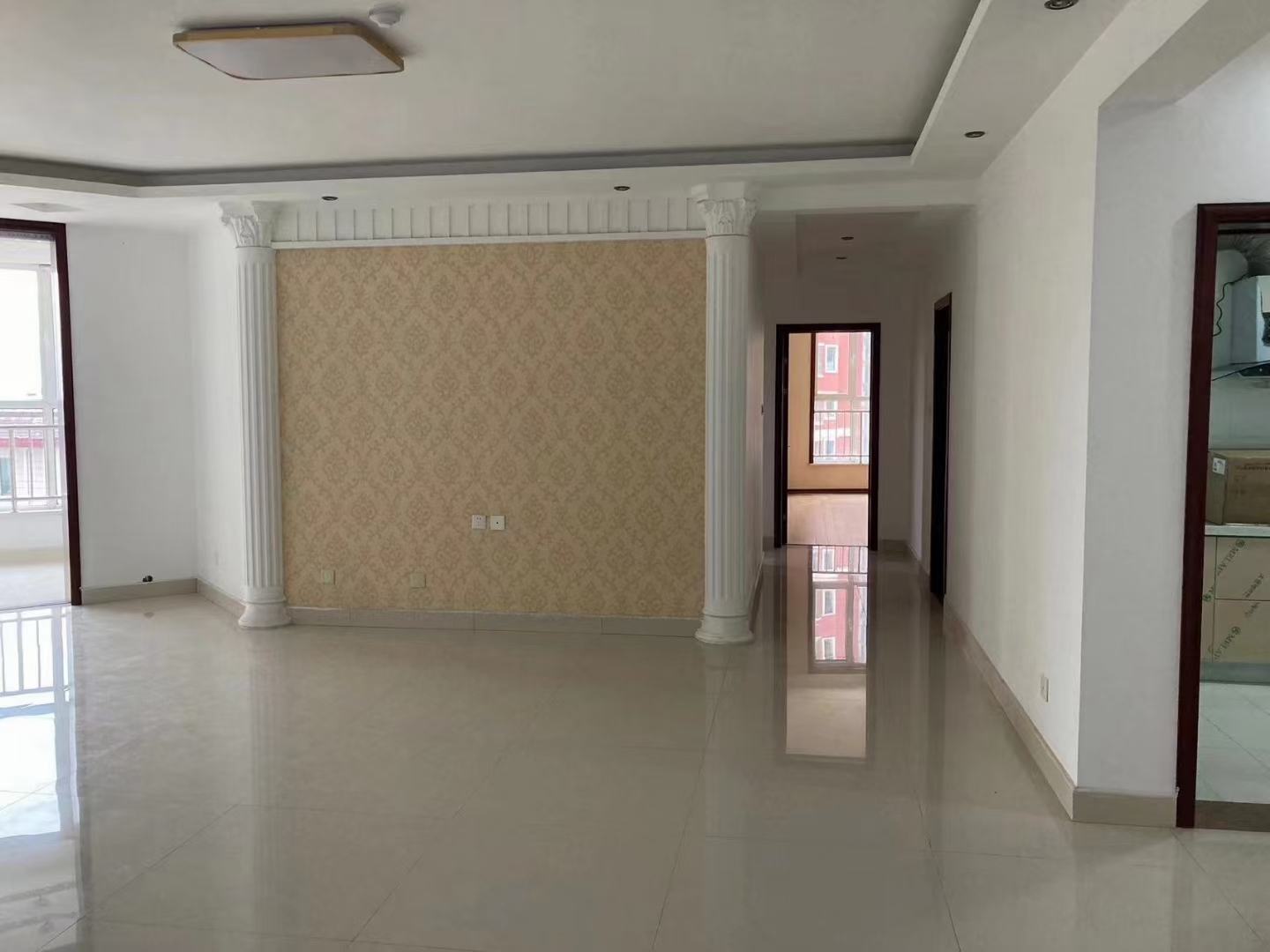 ���ݳ���