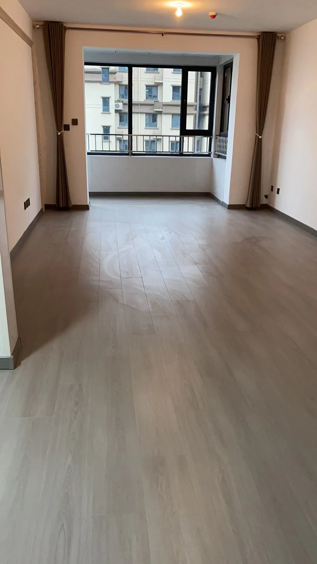 �ǻ۳������м�¥���·�����