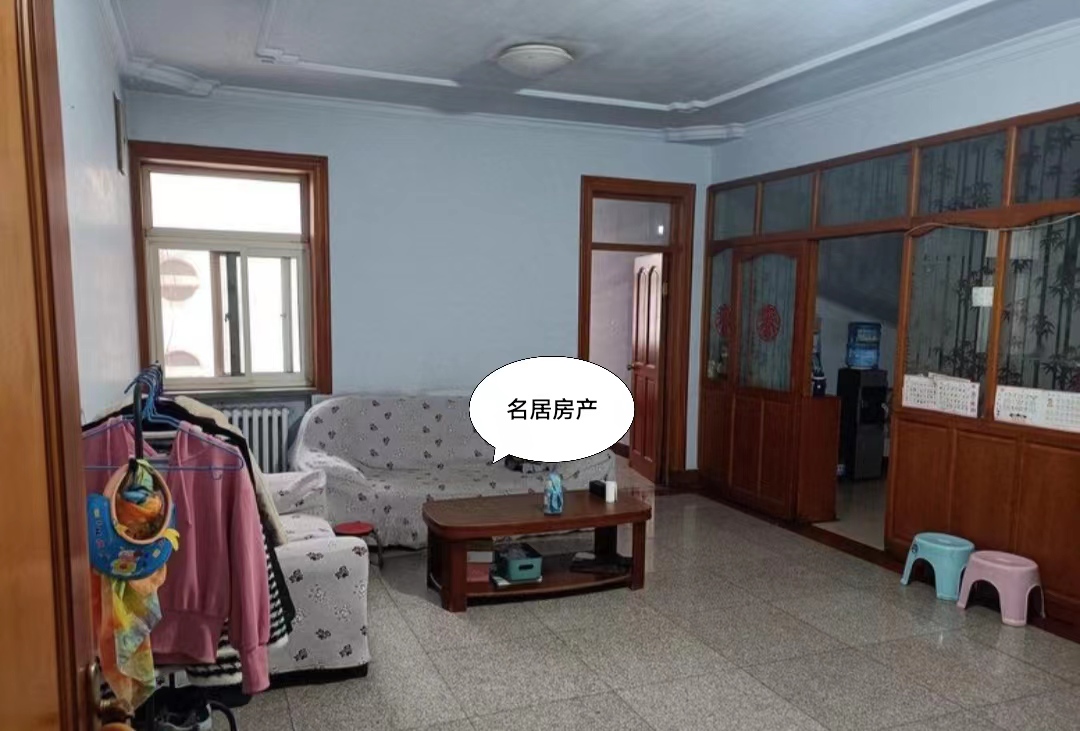 �����˰�ּ���ԺС������һ��һ��һ�� 130ƽ �м�¥����ˮ�����̻��յ���ɳ������