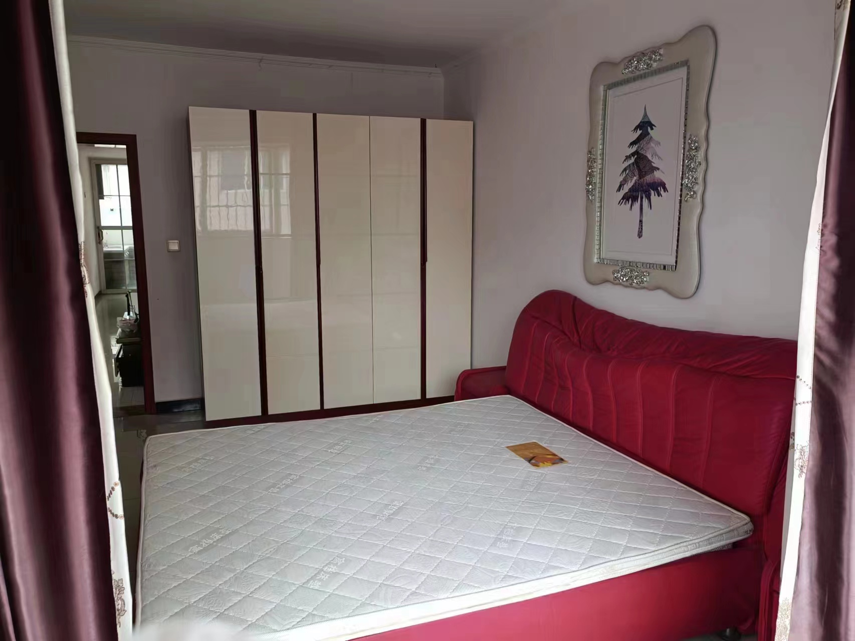 ���ʷ�ԴT1160��������С������һ��һ��һ����104ƽ��¥���м�¥�� �Ҿ߼ҵ���ȫ�������ס�绰15354001180