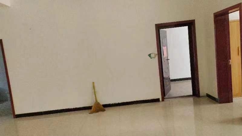 ���ݳ���