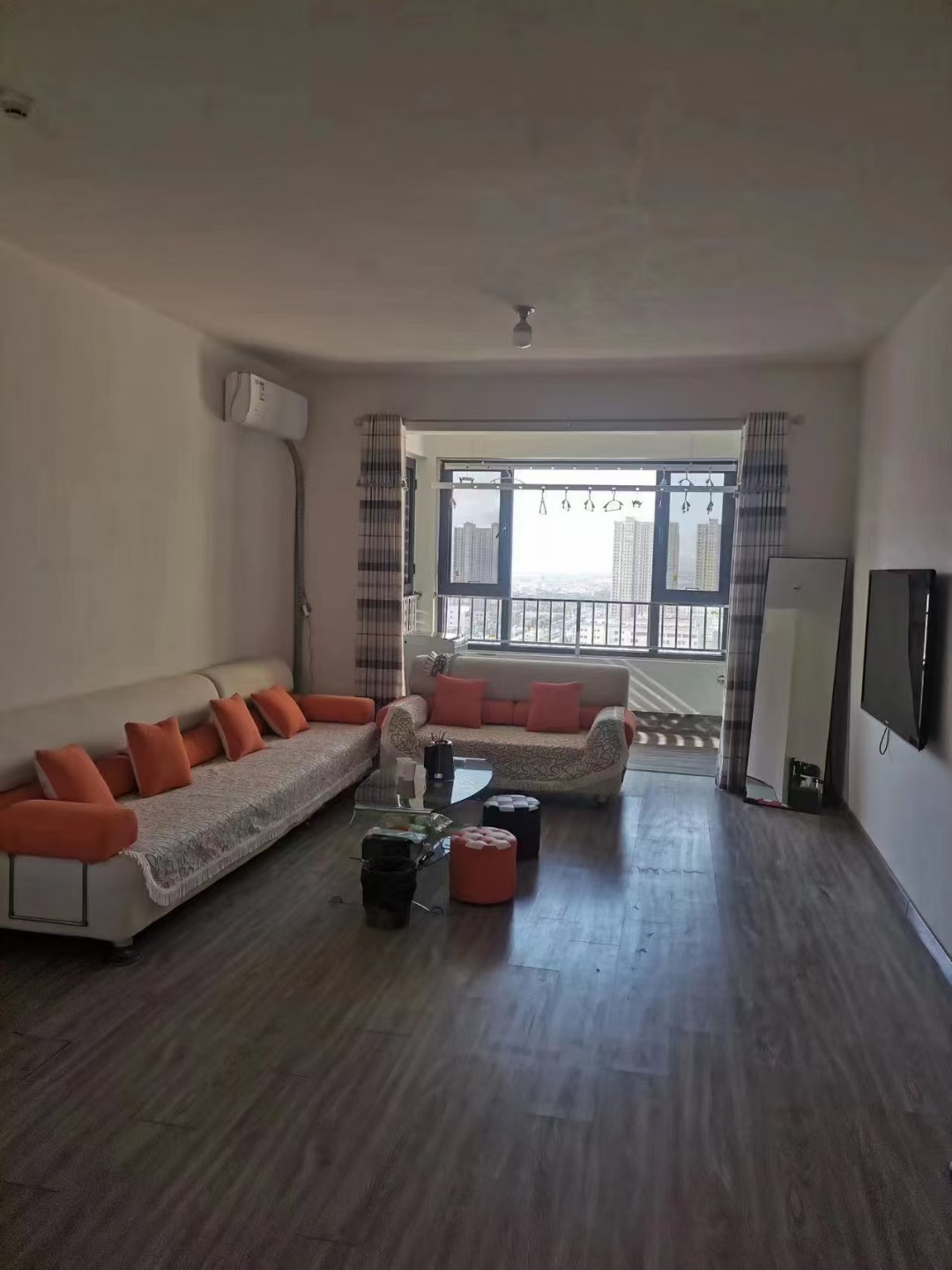 ���⣺��˳�С�����Ҷ�������һ��