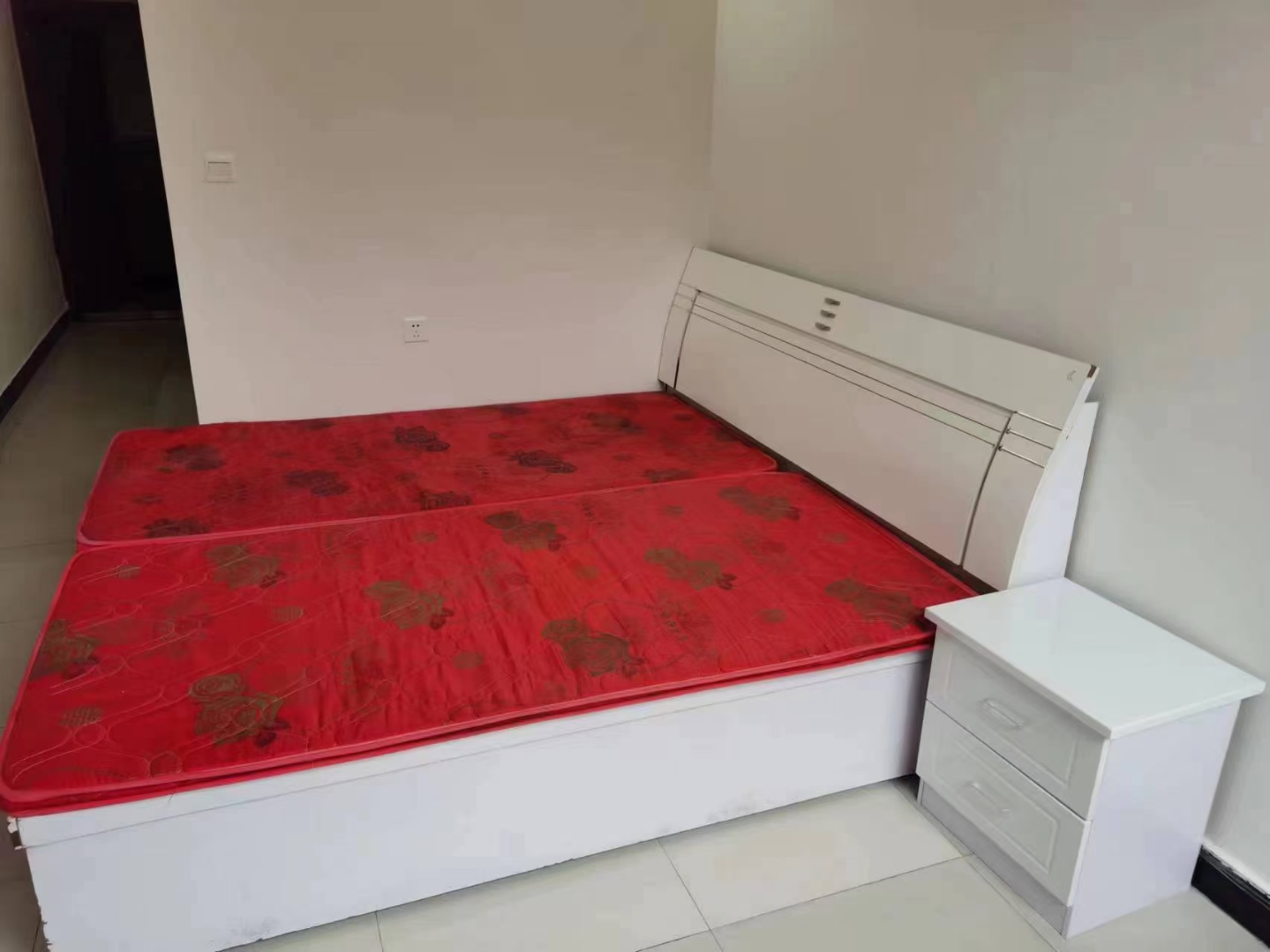 ���⣺ʮ������վ����һ��һ��һ��  ��¥ ��ˮ�� 