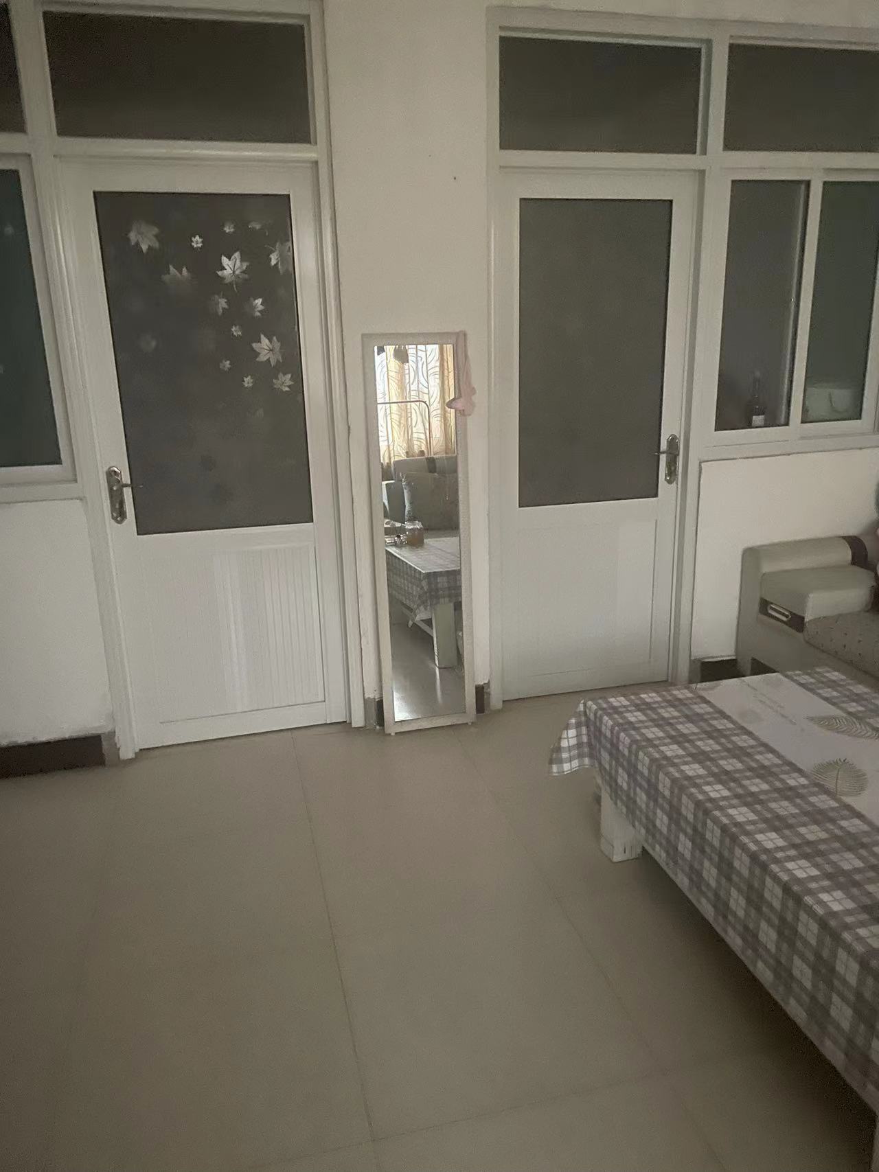 ����������Һ�������ֻ��Ů��