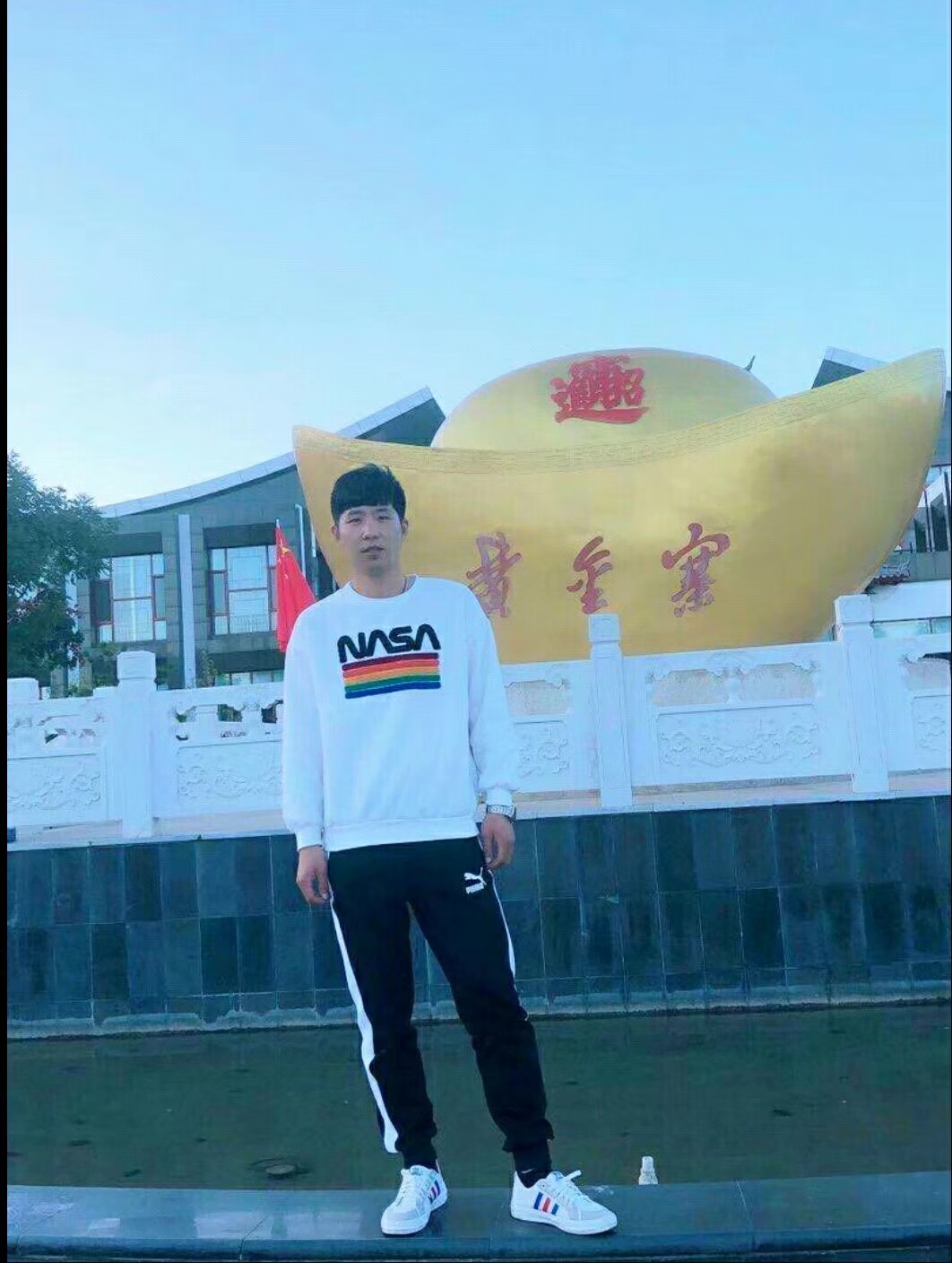 27������