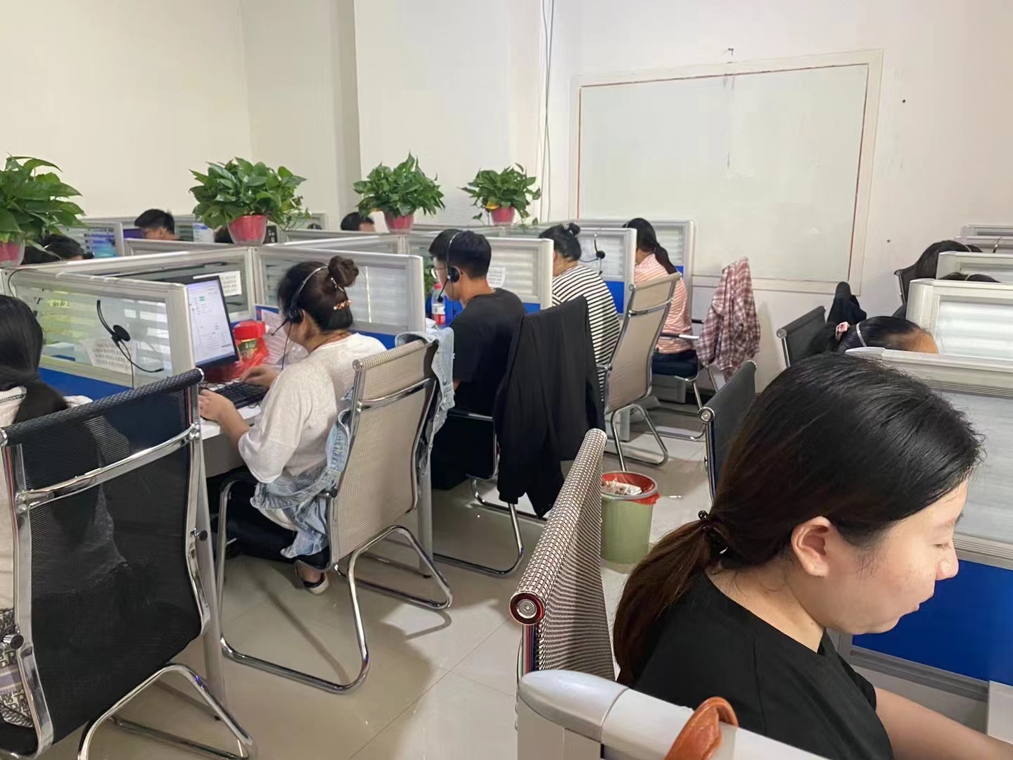 �����ۺ�ͷ��������ۣ�������ڰ칫�Ұ칫��