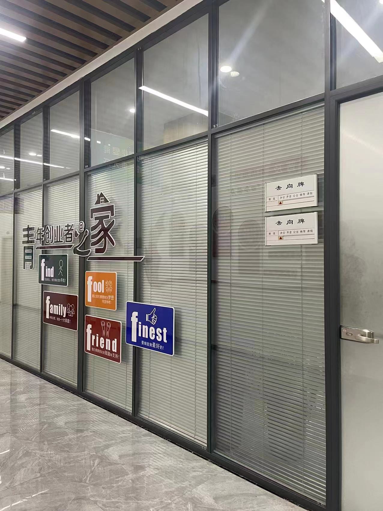  �䰲����Ƹ�γ�����20������