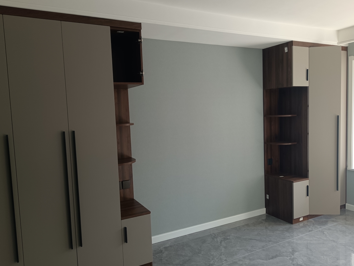 ��Ƹ���ʦ��Ӫ��ҵ��Ա