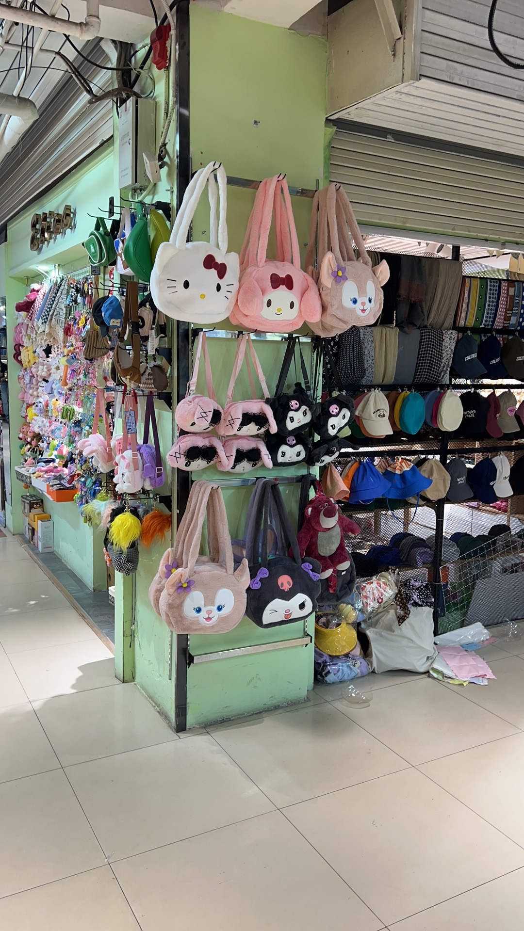 ������С��Ʒ��Ƹ����Ա