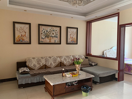 ���ۣ��䰲����·��������С��2¥��