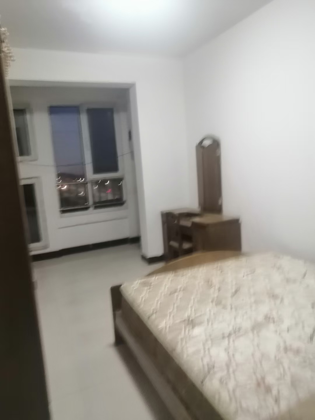 ����������һ����Ԫ¥