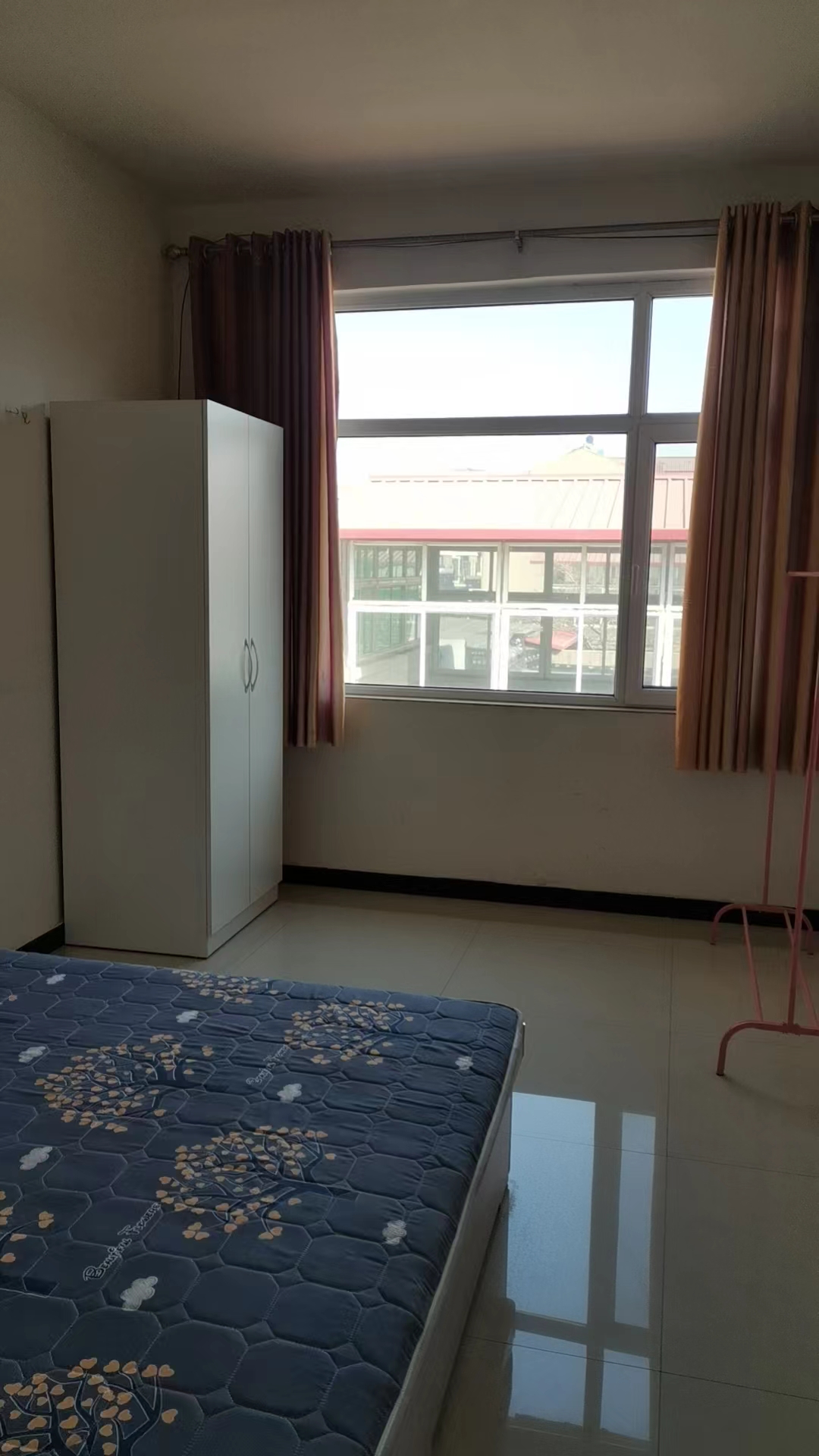 ���⽨���ֹ�ó��������������䣬һ��650���������½�����