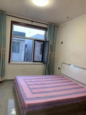 ���⸻ǿСѧһ�Ҷ������Ҿ�װ�������ס�ĸ��յ�19930881059