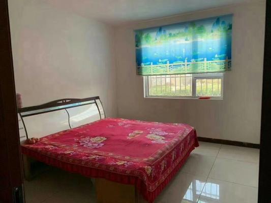 ���³���