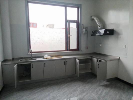 ���г���һ��˫�����15354001180