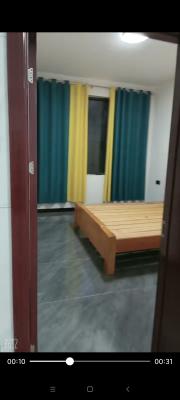 �����ϻ�����Сѧ����һ����װ15500С��130ƽ��ͣ��