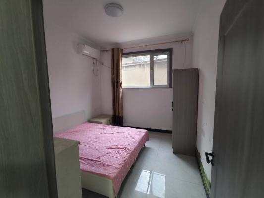 �Ϲ�ѧУ����һ�������ס���յ�18303365312