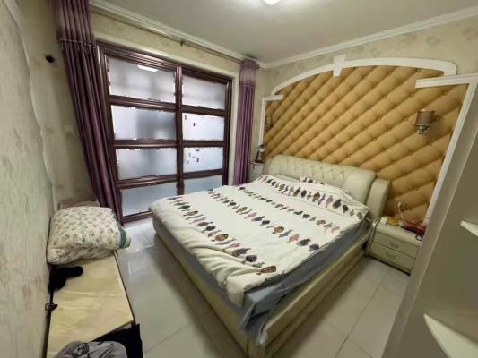 ���μ�ԷС������һ��һ������װ�����