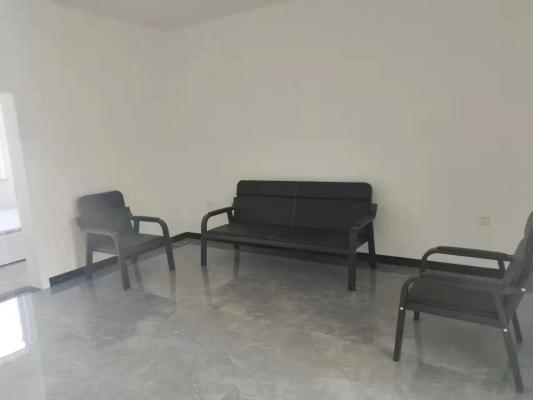 ������ԷСѧ�ſ�����һ��������һ��3��ѧУ��