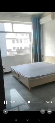 ������ԷСѧ�����ֶ��ң�����һ�������ʮ��һ��9000