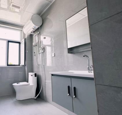 ���������Ϲ�Сѧ���Ķ���һ����װ���г�λһ��һ���·�