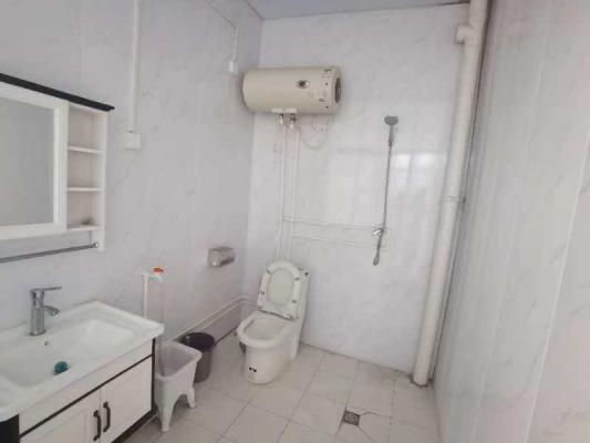 �׺�Сѧ����¥������