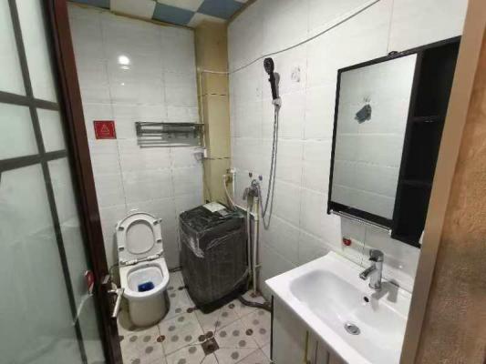 �׺׹�Ԣһ��һ�������ס18303365312