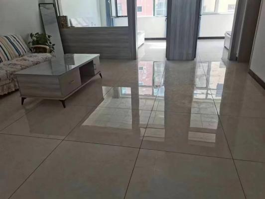 ����ʵ��Сѧ����ǿһ�Ҷ���һ����װ��