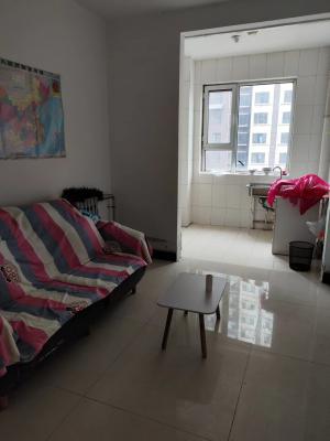 ����:ְ���´�����һ����װ�ޣ������ס������7500��