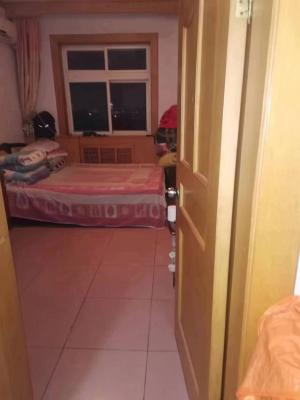 �˶�¥С������һ�������ס18303365312