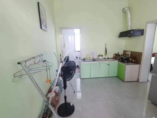 �׺�ѧУ����һ�������ס���18303365312