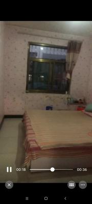 �������и���һ�Ҷ���700������������һ������һ��һǧ