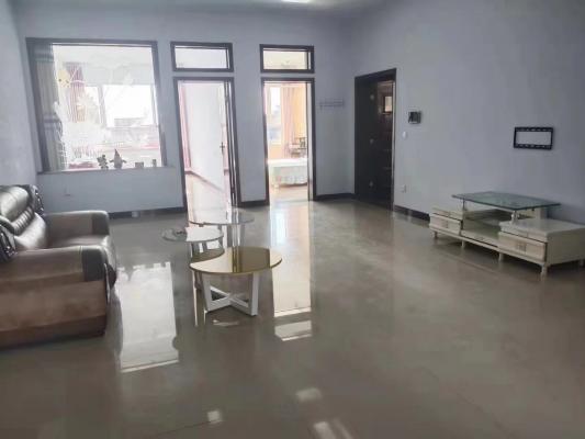 ��·С����������һ����ˮ��磬һ��8500���ɰ������