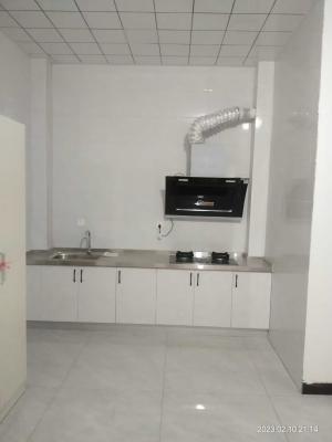 ְ���´����7500��һ�ж�С������һ����ˮ���9000