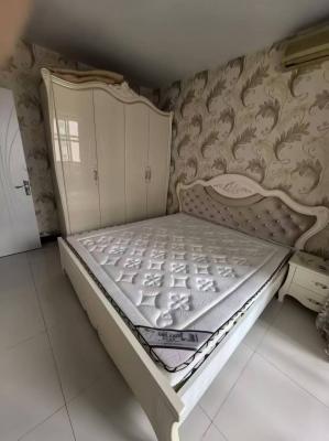 ���и�������һ�������ס18303365312