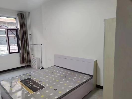 ����Сѧ��̩����10000�������Է�����Ͷ���С��һ��